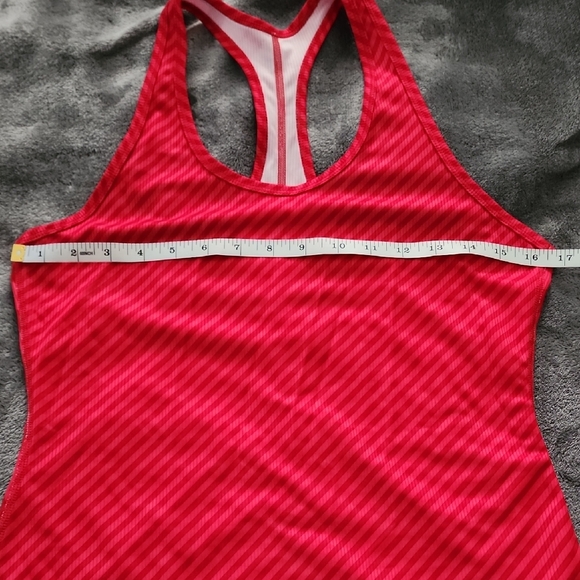 Nike Women's Pink Tank Top - Picture 2 of 6